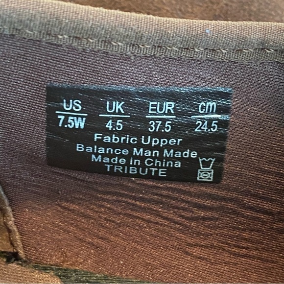 Bzees Women's Tribute Ankle Boots Booties Comfort Brown Faux Suede Sz 7.5 W - Picture 4 of 7